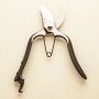 Tomokawa-secateurs-full-ope.jpg